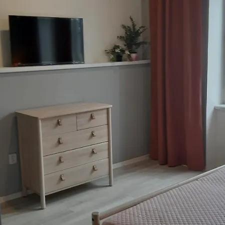 B Apartment *
